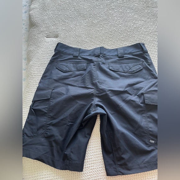 5.11 Stryke Cargo Shorts - Picture 3 of 4